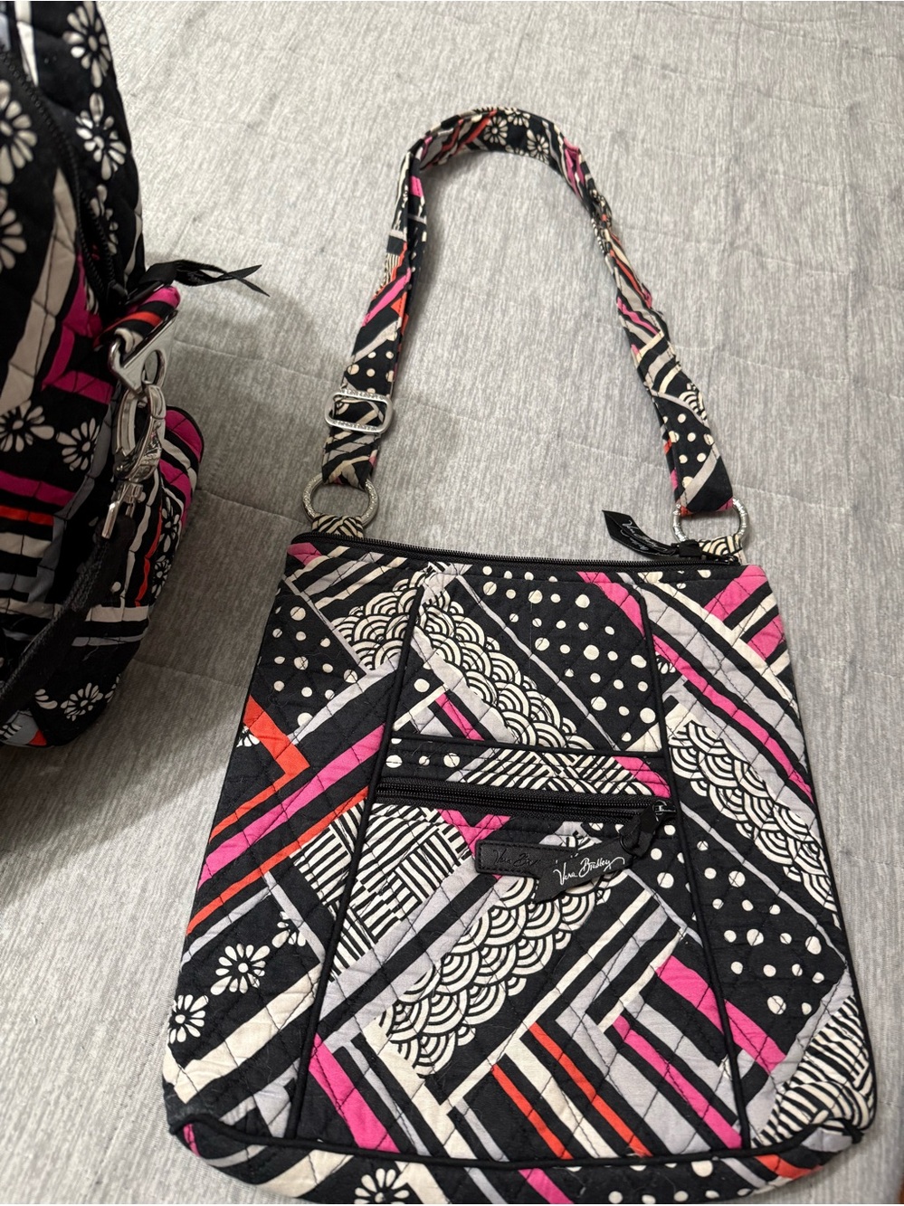 Vera Bradley - Picture 5 of 8